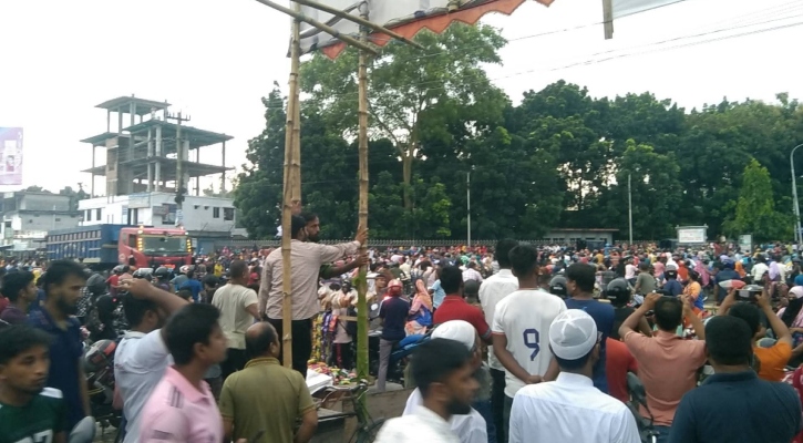 নীলফামারীর উত্তরা ইপিজেডে সংঘর্ষ, শ্রমিক নিহত 